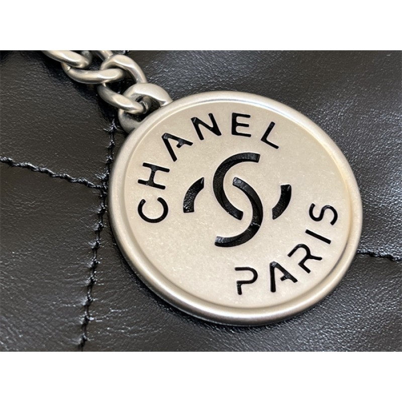 Chanel 22 Small Handbag AS3260Black02