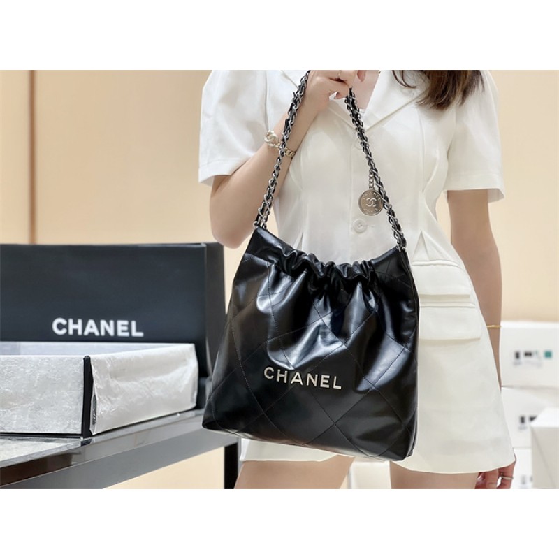 Chanel 22 Small Handbag AS3260Black02
