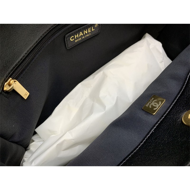 Chanel 24SS Black Shiny Calfskin Medium Hobo Handbag AS4668