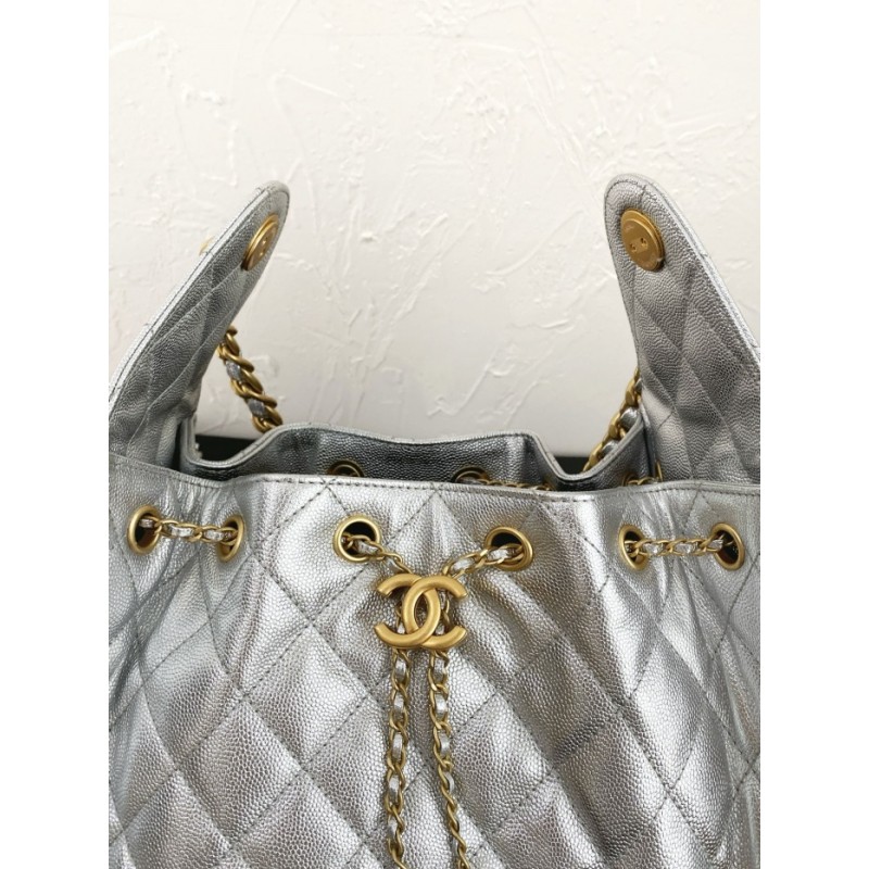 Chanel 25 small handbag Grained Calfskin AS5293 Silvery