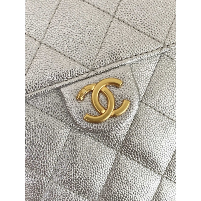 Chanel 25 small handbag Grained Calfskin AS5293 Silvery