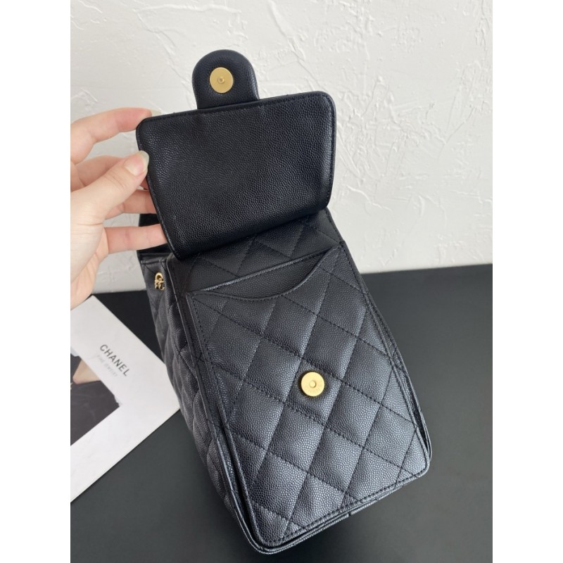 Chanel 25 small handbag Grained Calfskin AS5293 Black