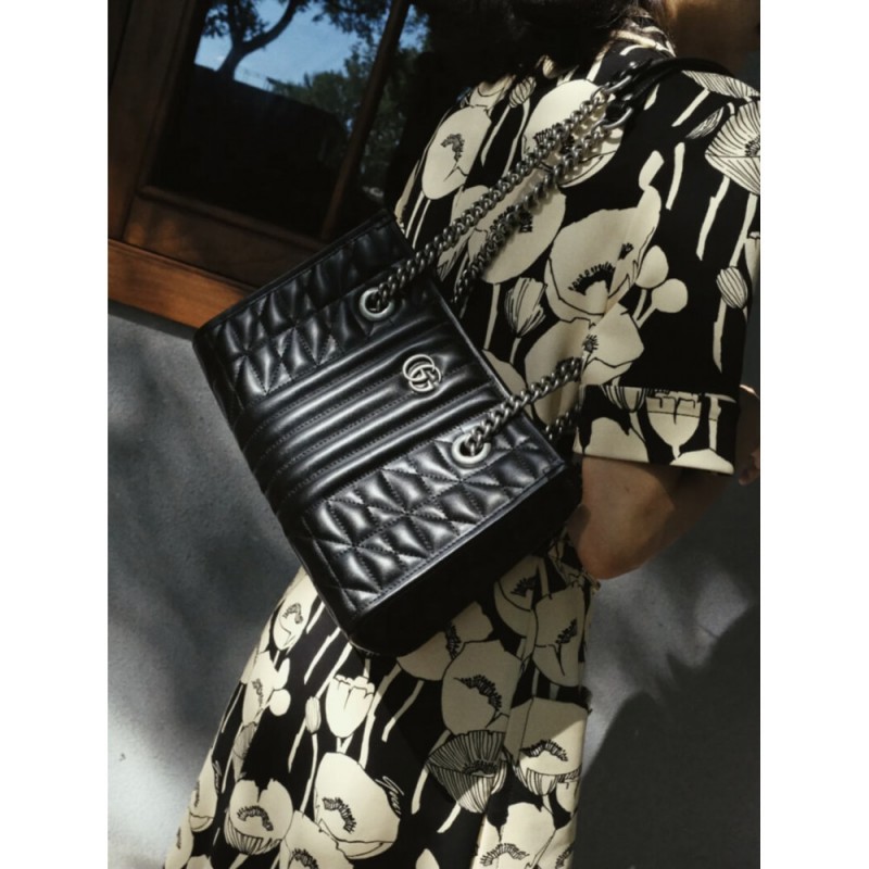 Gucci GG Marmont Small Tote Bag 681483