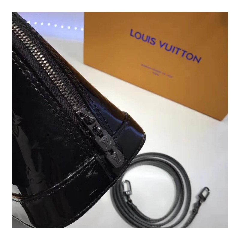 Louis Vuitton Monogram Vernis Alma BB M50415