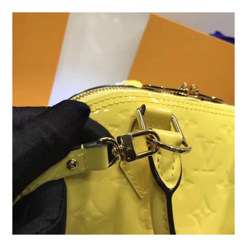 Louis Vuitton Monogram Vernis Alma BB M50415