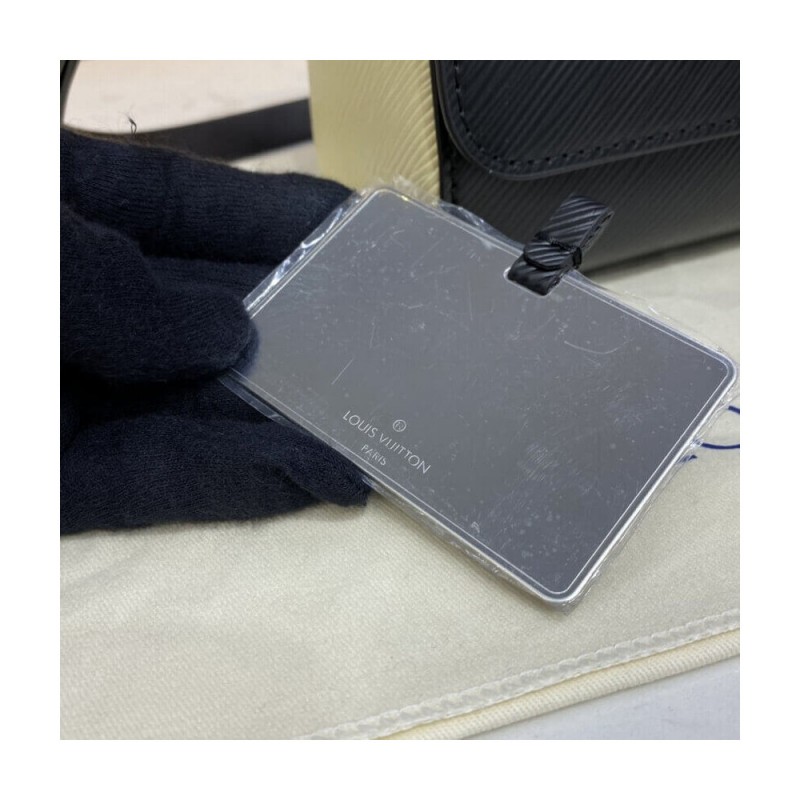 Louis Vuitton Epi Leather Crafty Twist MM M56780 Black