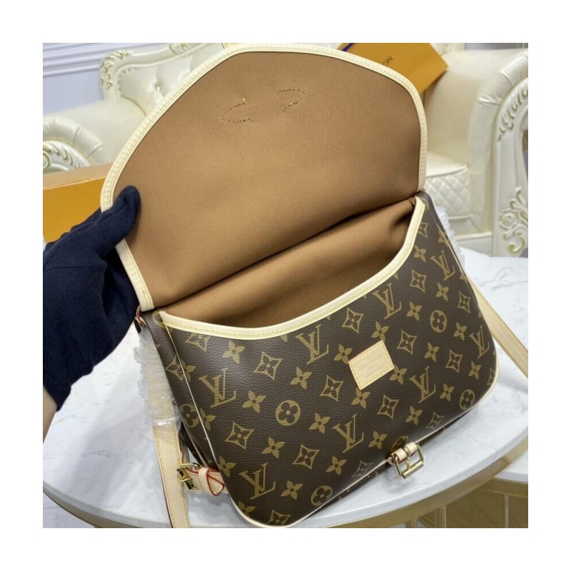 Louis Vuitton Monogram Canvas Saumur MM M40710