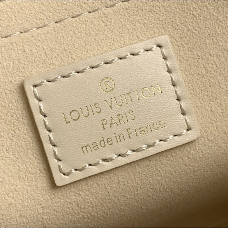 Louis Vuitton Monogram Empreinte embossed cowhide leather Babylone Tote M11394