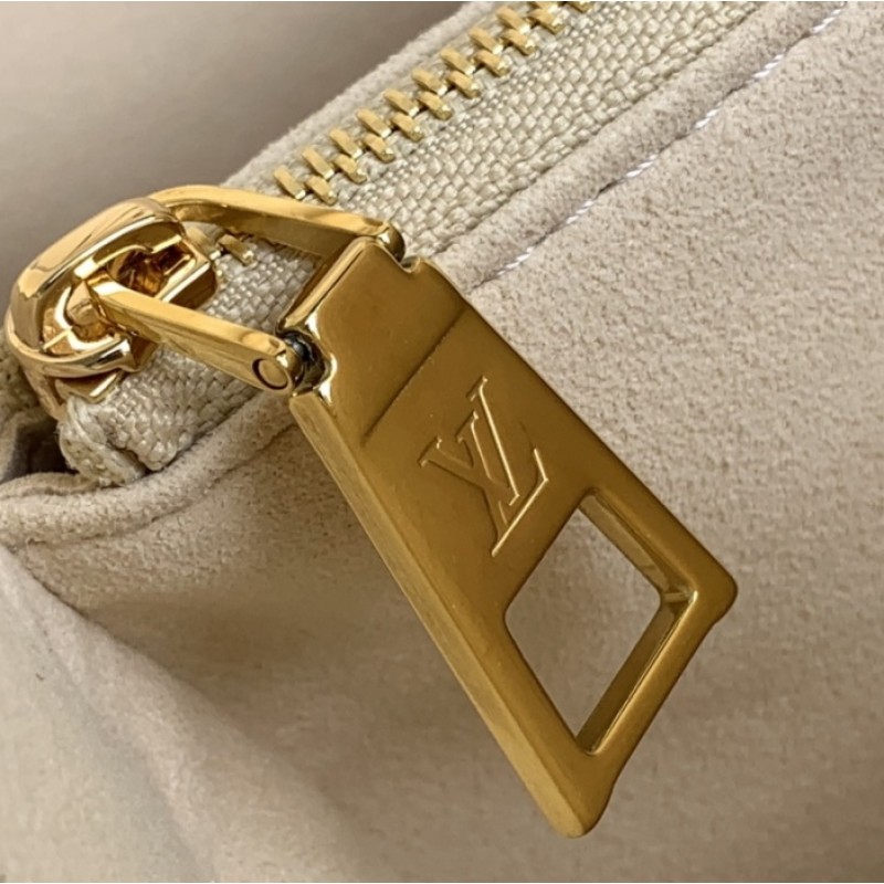 Louis Vuitton Monogram Empreinte embossed cowhide leather Babylone Tote M11394