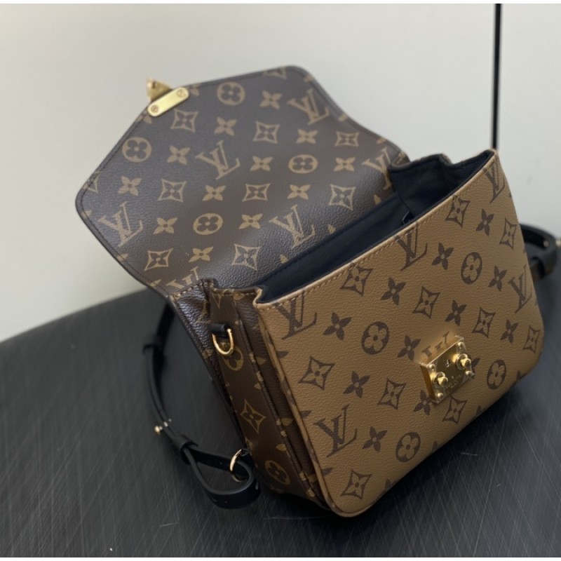 Louis Vuitton Monogram Pochette Métis Backpack M11941