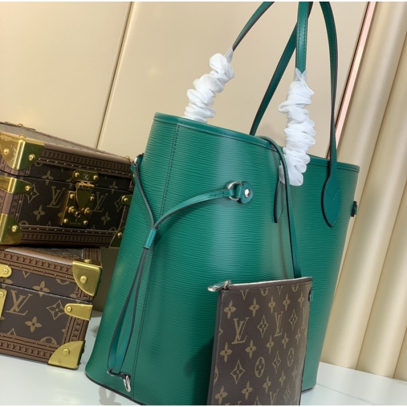 Louis Vuitton Epi Leather Neverfull MM Handbag M12195