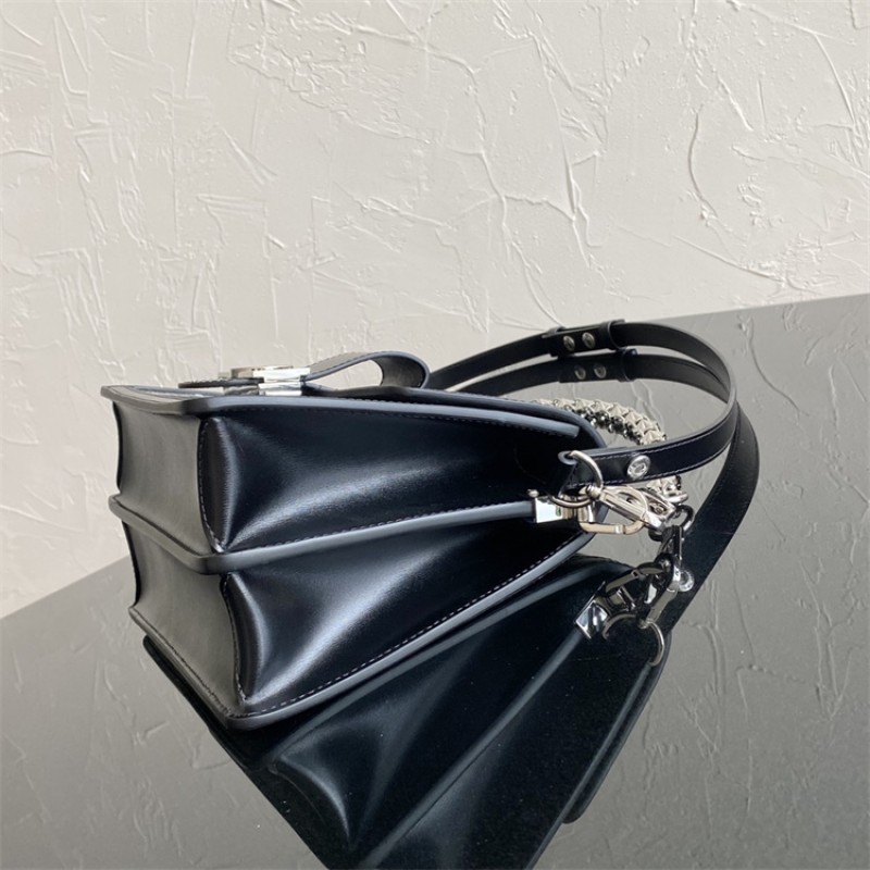 Louis Vuitton Dauphine MM Autres Toiles Monogram Handbag M21458