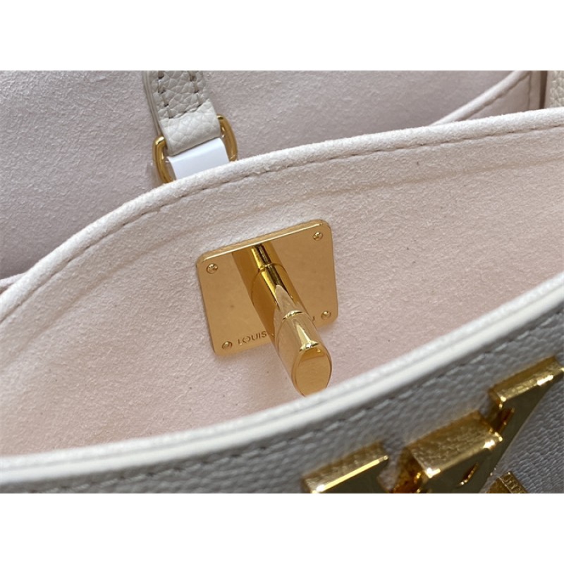 Louis Vuitton Grained calf leather Lock & Go Lockcme Handbag M23637