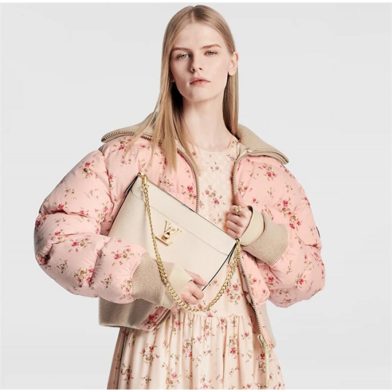 Louis Vuitton Grained calf leather Lock and Walk Lockme Handbag M24638