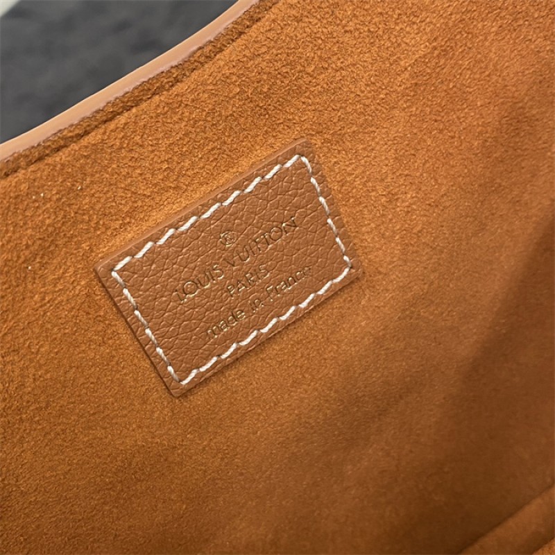 Louis Vuitton Low Key Shoulder Bag M24885