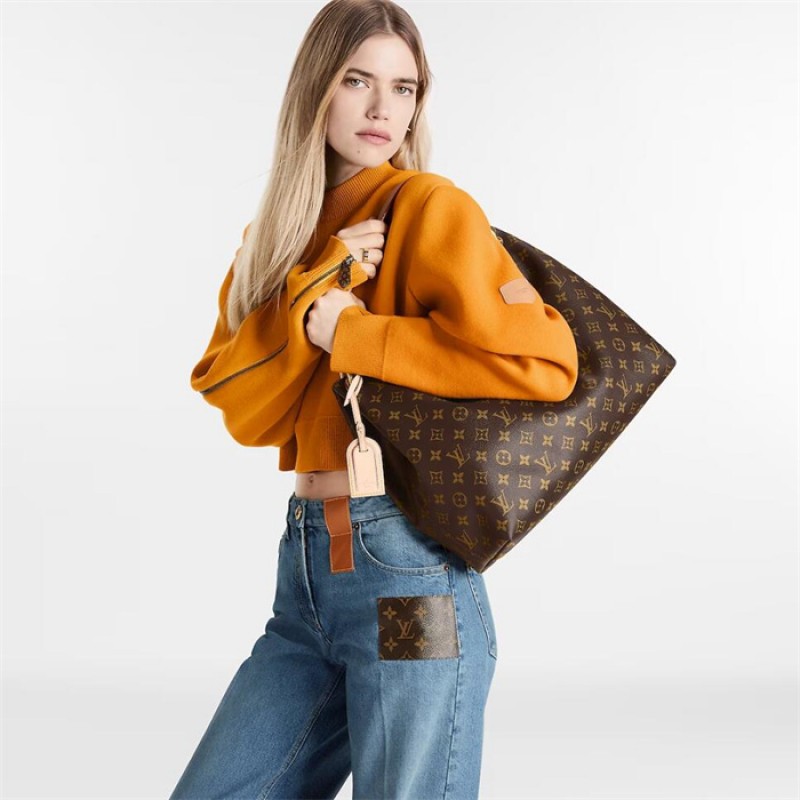 Louis Vuitton Graceful MM Hobo Monogram Handbag M43704