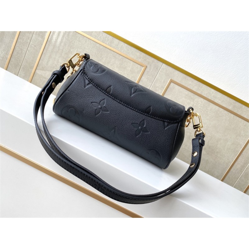 Louis Vuitton Favorite Monogram Empreinte Leather Handbag M45813