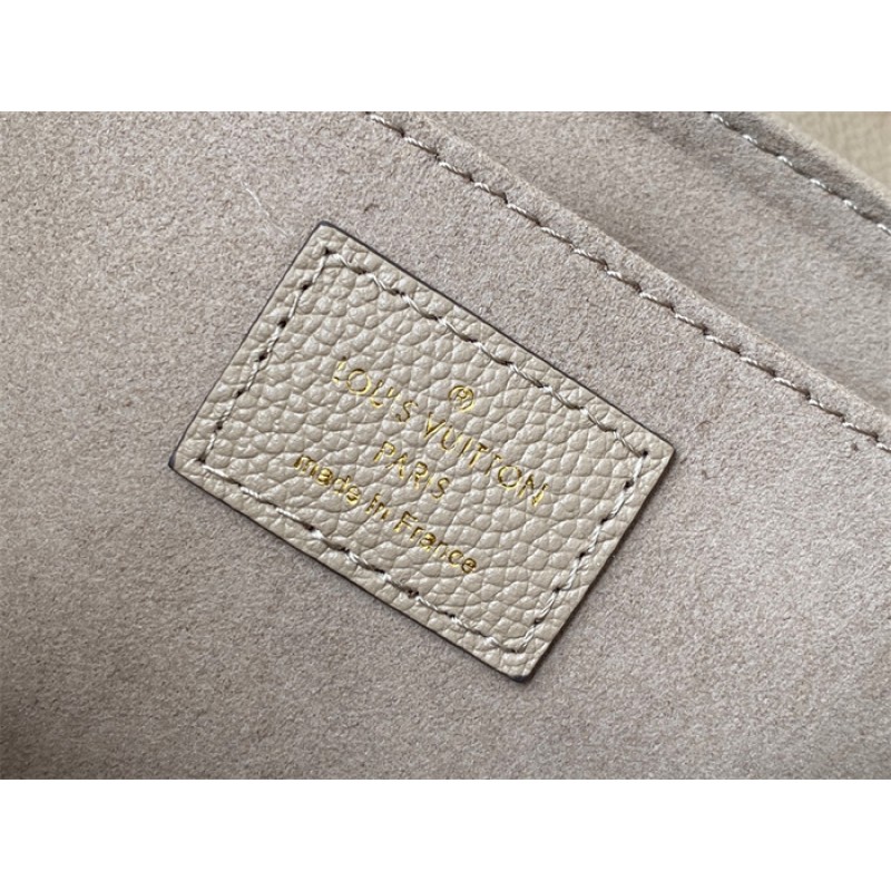 Louis Vuitton Favorite Monogram Empreinte Leather Handbag M45836