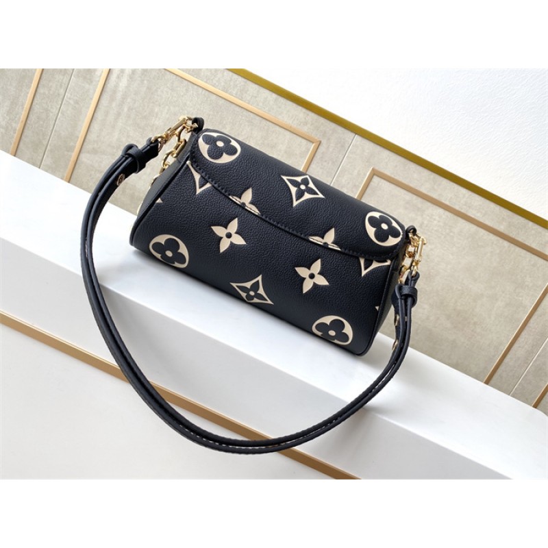 Louis Vuitton Favorite Monogram Empreinte Leather Handbag M45859