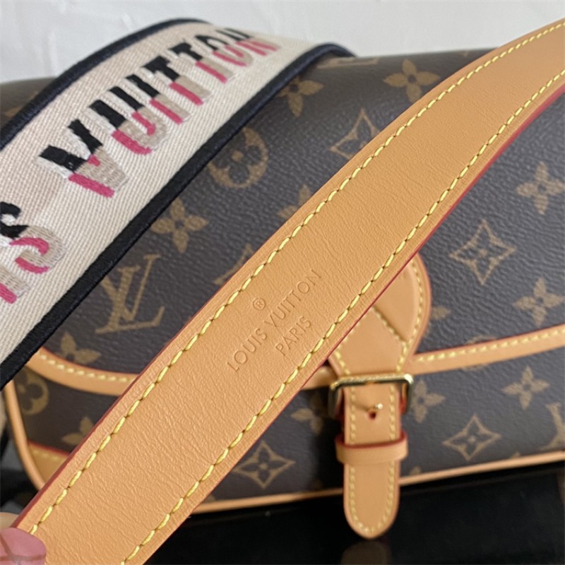 Louis Vuitton Diane monogram handbag M45985