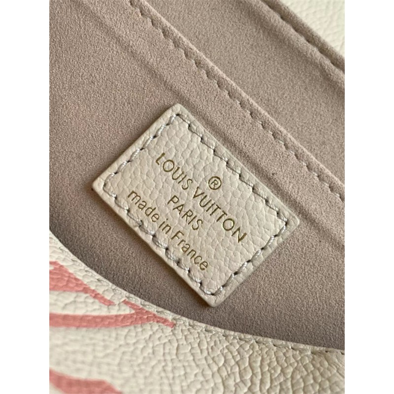 Louis Vuitton Favorite Monogram Empreinte Leather Handbag M46393