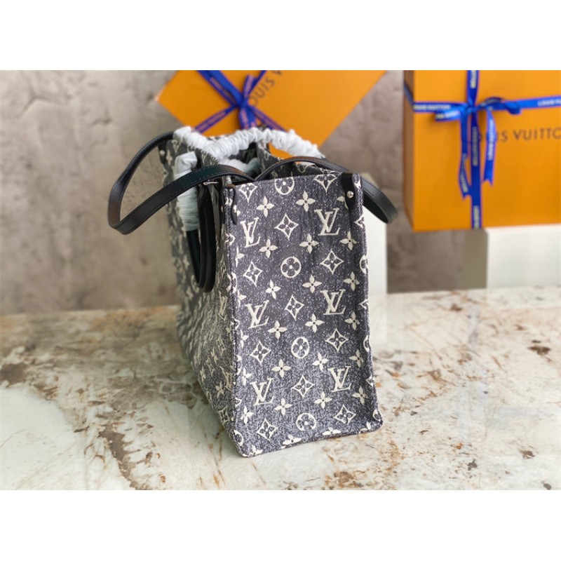 Louis Vuitton OnTheGo MM Autres Toiles Monogram handbag M46448