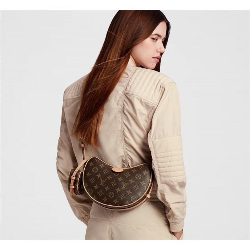 Louis Vuitton Croissant MM Monogram Handbag M46828