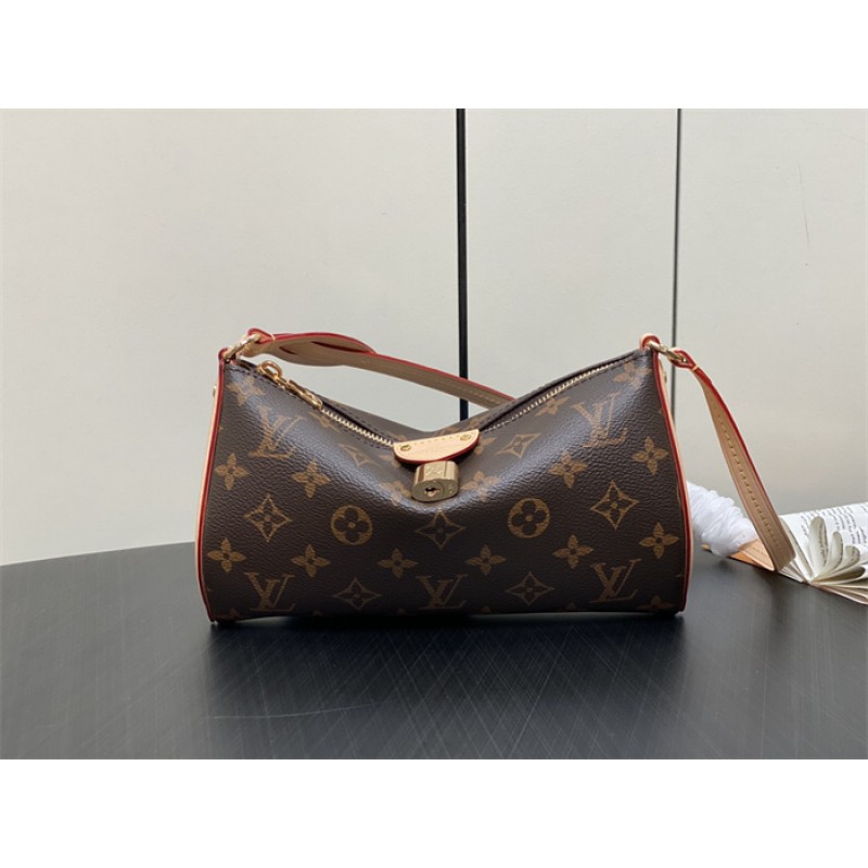 Louis Vuitton Monogram Pochette Tirette Handbag M47123