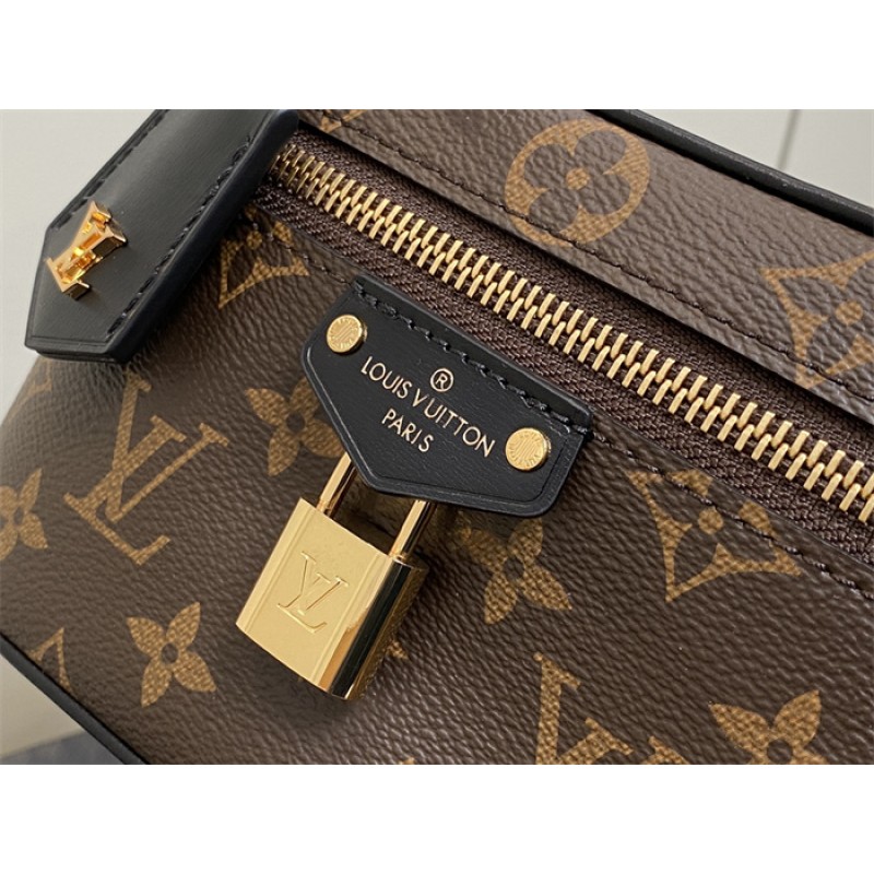 Louis Vuitton Monogram Vanity Chain Pouch M47125