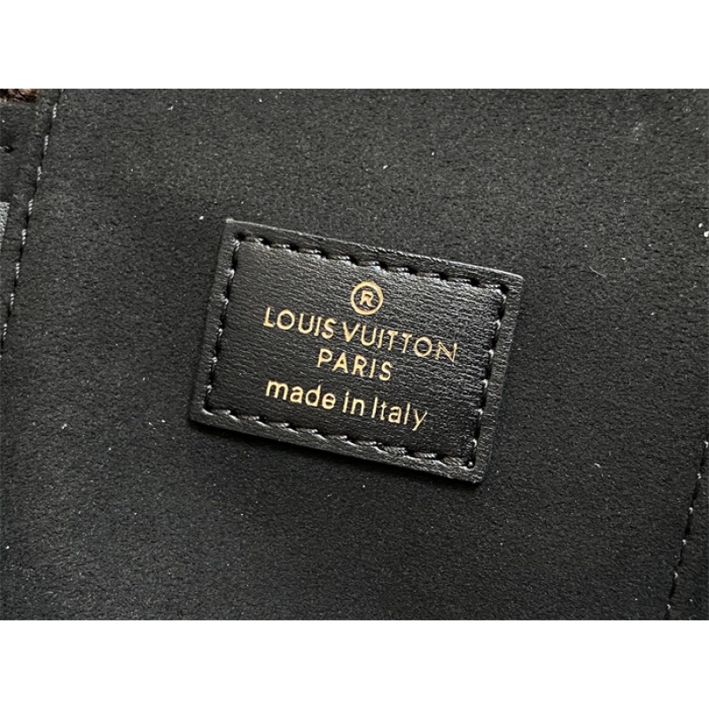 Louis Vuitton Monogram Vanity Chain Pouch M47125