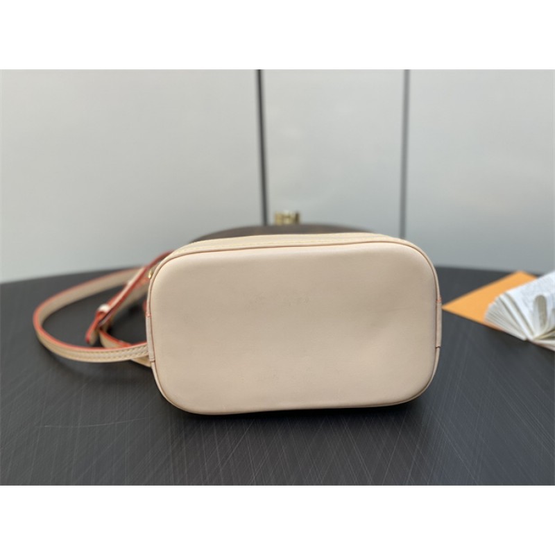 Louis Vuitton Monogram Alma Backpack M47132