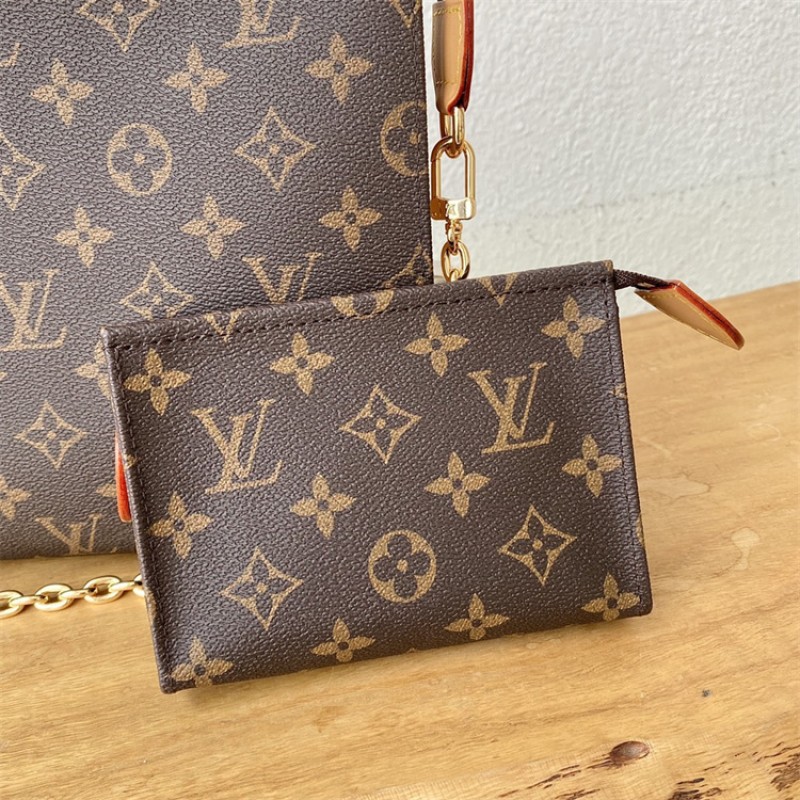 Louis Vuitton Toiletry Pouch On Chain monogram  M81412
