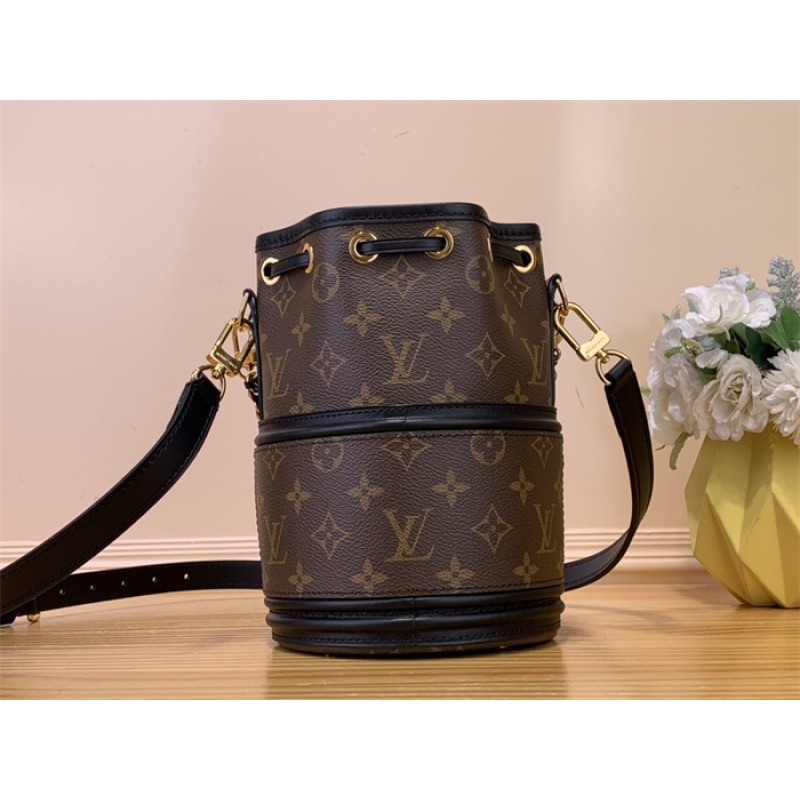 Louis Vuitton Monogram Canoe Bucker Bag M83480