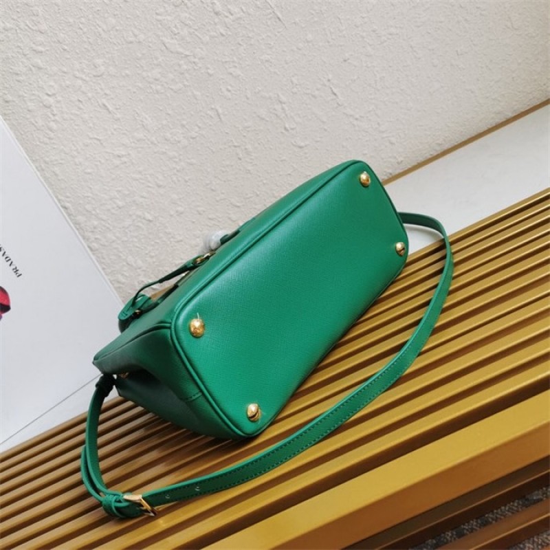 Medium Prada Galleria Saffiano leather bag 1BA863 Green