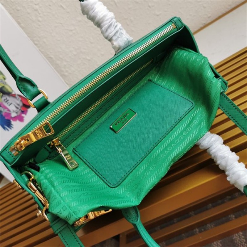 Medium Prada Galleria Saffiano leather bag 1BA863 Green