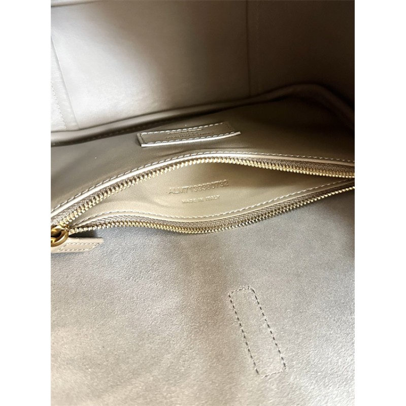 Saint Laurent Small LE 5 A 7 Supple Handbag in Grained Leather 713938AAAUQ1722