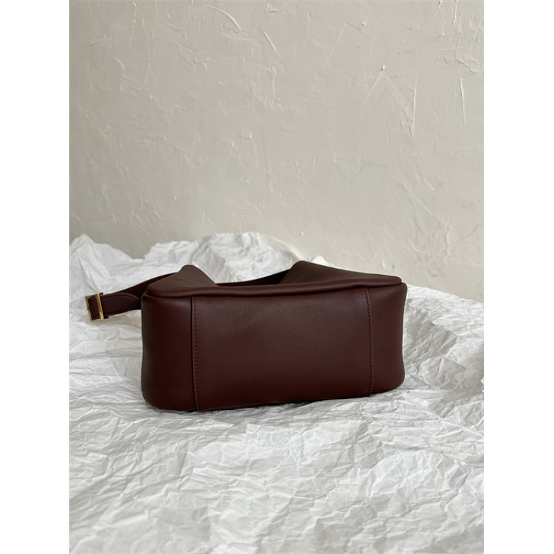 Saint Laurent Small LE 5 A 7 Supple Handbag in Grained Leather 713938AAAUQ6475