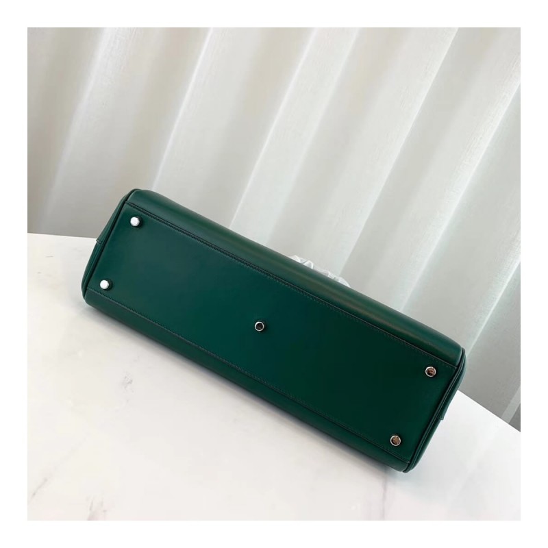 Gucci Zumi Smooth Leather Medium Top Handle Bag 564714