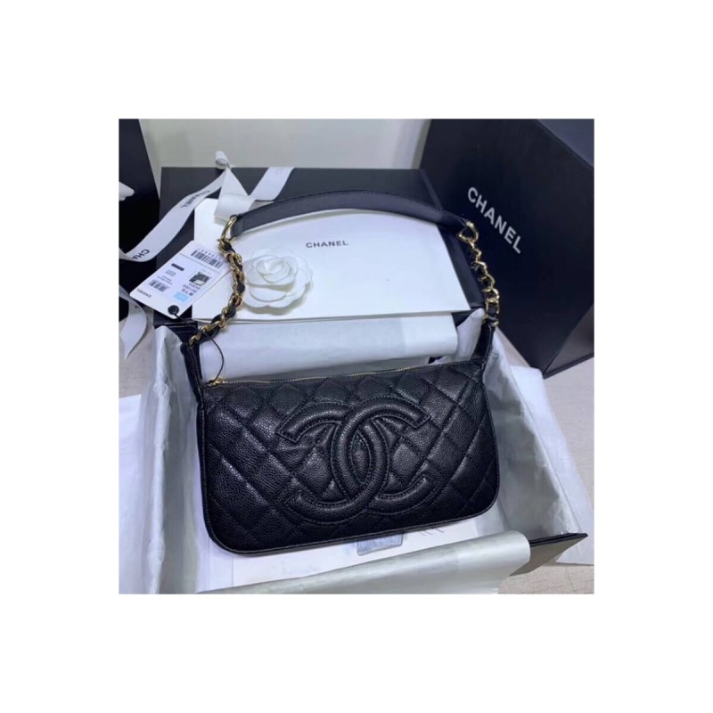 Chanel Grained Leather Hobo Bag B01960