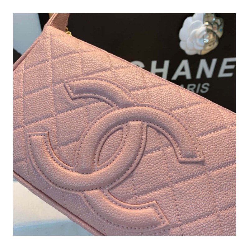 Chanel Grained Leather Hobo Bag B01960