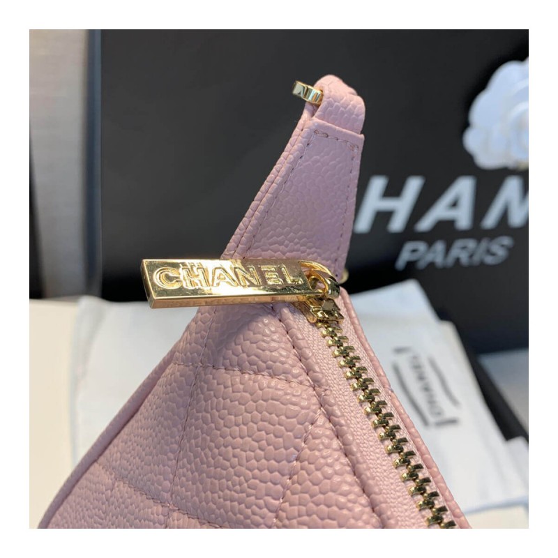 Chanel Grained Leather Hobo Bag B01960