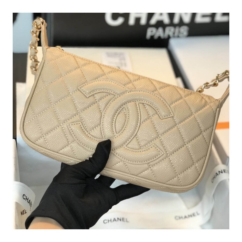 Chanel Grained Leather Hobo Bag B01960