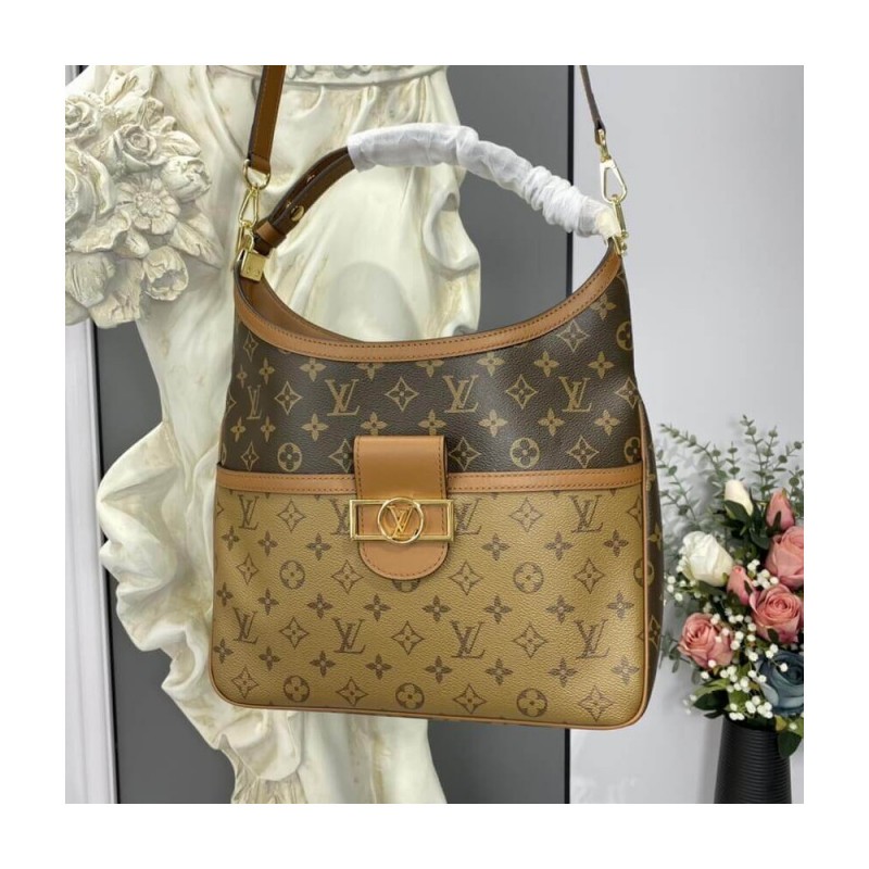 Louis Vuitton Hobo Dauphine MM M45195
