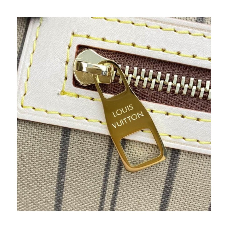 Louis Vuitton Delightful MM (Old Type) Shoulder Bag M40353