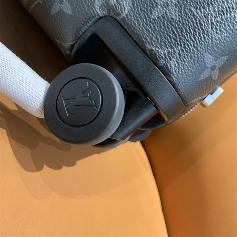 Louis Vuitton Horizon 55 Monogram Eclipse Rolling Luggage M23002