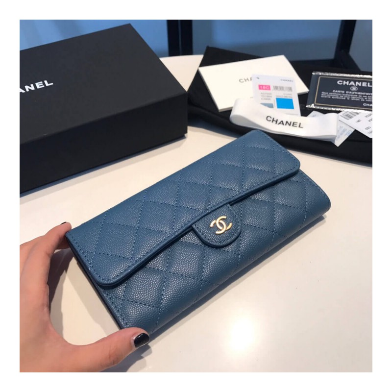 Chanel Grainy Calfskin Classic Bifold Wallet A31505