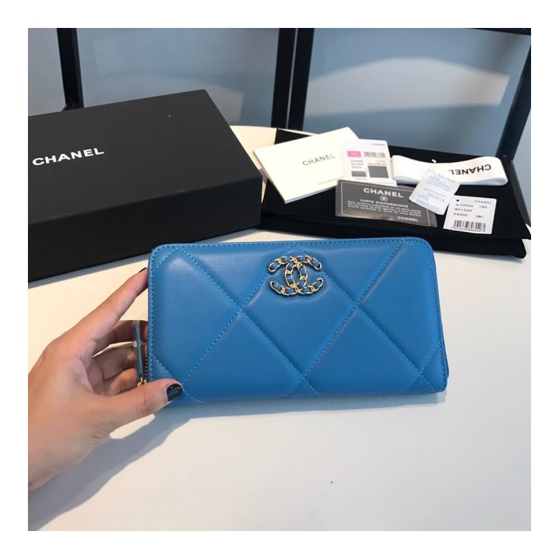 Chanel 19 Long Zipped Wallet AP0946