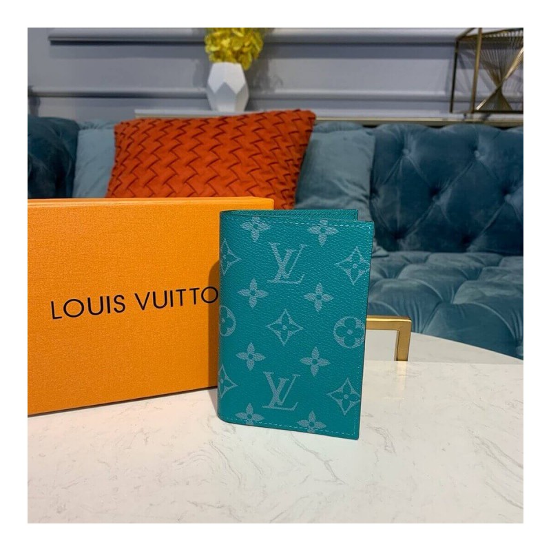 Louis Vuitton Passport Cover M60189