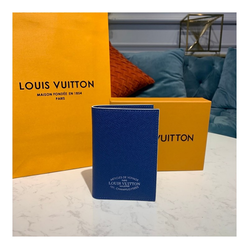 Louis Vuitton Taiga Leather Passport Cover M64596