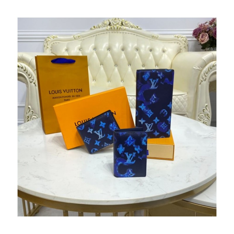 Louis Vuitton Monogram Pattern Brazza Wallet M80465